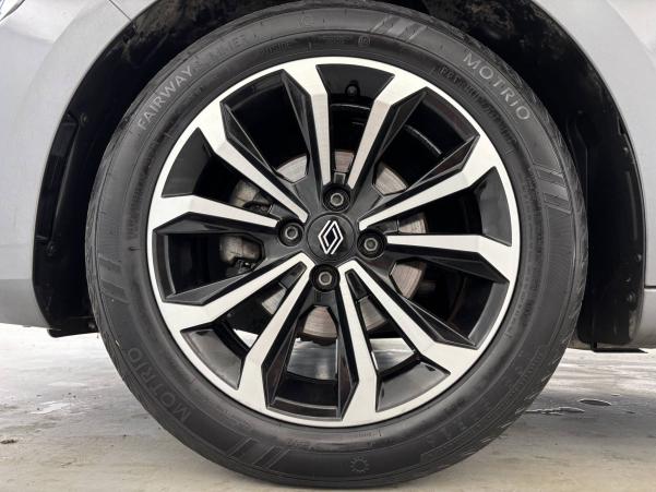 Vente en ligne Renault Clio 5 Clio TCe 90 au prix de 16 500 €
