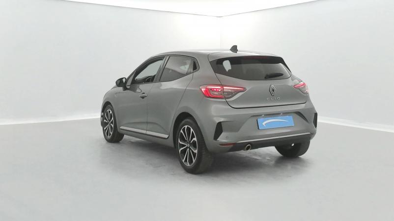 Vente en ligne Renault Clio 5 Clio TCe 90 au prix de 16 500 €