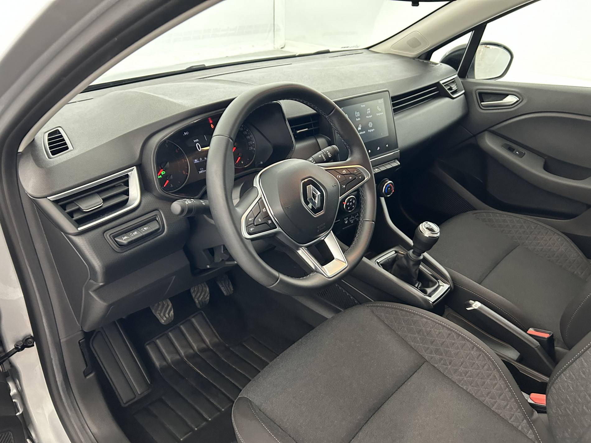 Vente en ligne Renault Clio 5 Clio TCe 90 au prix de 15 490 €