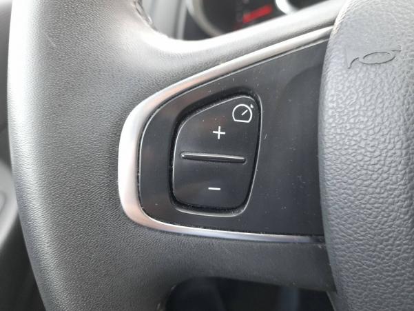 Vente en ligne Renault Clio 4 Clio dCi 75 Energy au prix de 11 800 €