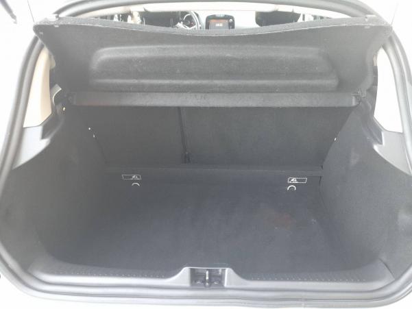 Vente en ligne Renault Clio 4 Clio dCi 75 Energy au prix de 11 800 €