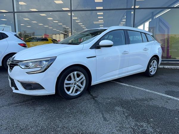 Vente en ligne Renault Megane 4 Estate Mégane IV Estate Blue dCi 95 au prix de 11 990 €
