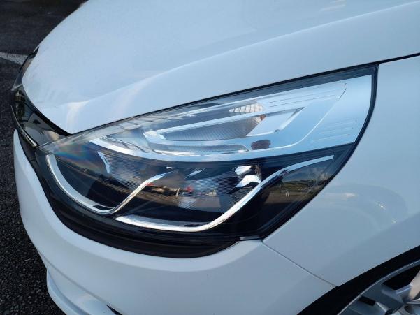 Vente en ligne Renault Clio 4 Clio dCi 75 Energy au prix de 11 800 €
