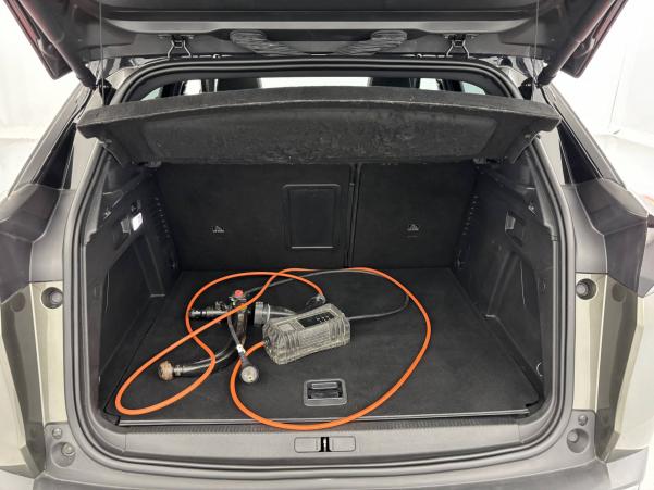 Vente en ligne Peugeot 3008  Hybrid4 300 e-EAT8 au prix de 22 990 €