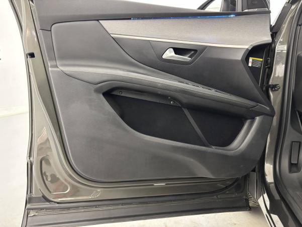Vente en ligne Peugeot 3008  Hybrid4 300 e-EAT8 au prix de 22 990 €
