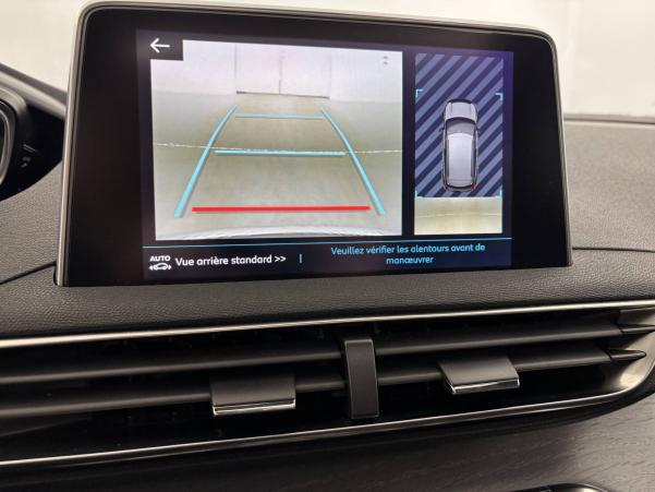 Vente en ligne Peugeot 3008  Hybrid4 300 e-EAT8 au prix de 22 990 €