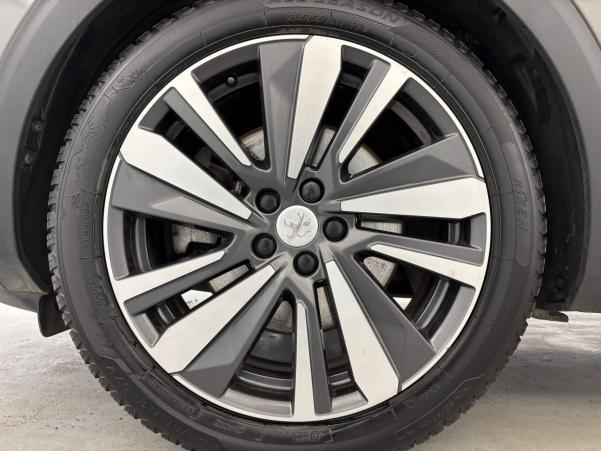 Vente en ligne Peugeot 3008  Hybrid4 300 e-EAT8 au prix de 22 990 €