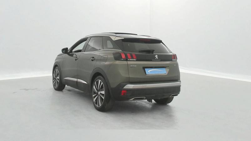 Vente en ligne Peugeot 3008  Hybrid4 300 e-EAT8 au prix de 22 990 €