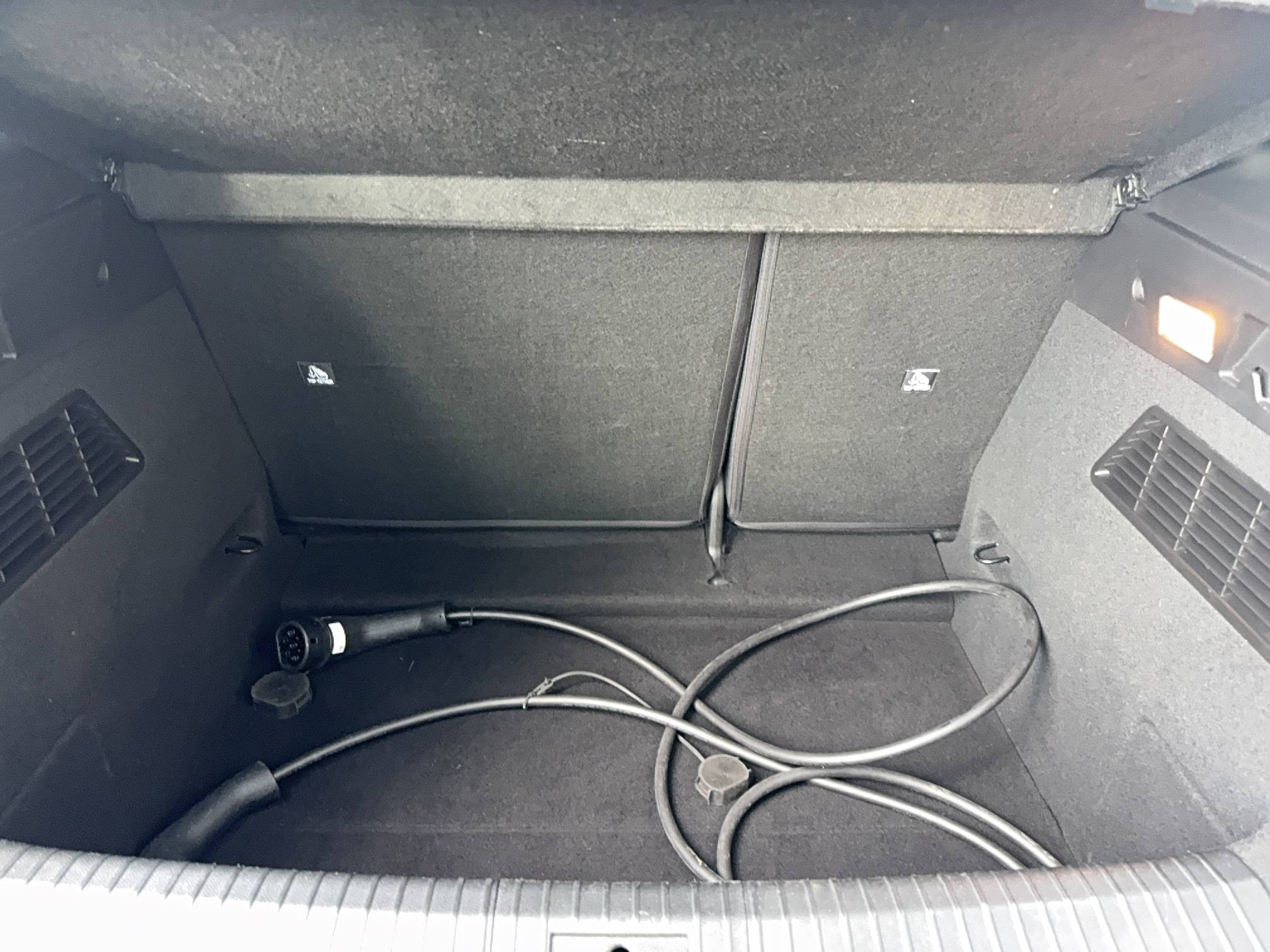 Vente en ligne Renault Megane E-Tech  EV60 220 ch super charge au prix de 23 990 €