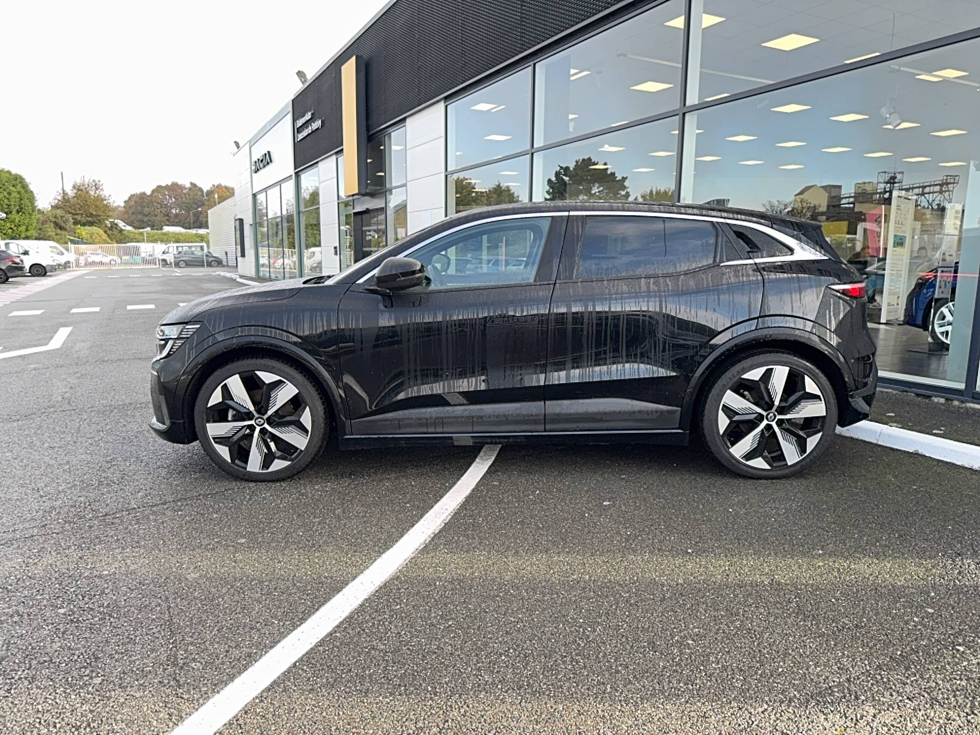 Vente en ligne Renault Megane E-Tech  EV60 220 ch super charge au prix de 23 990 €