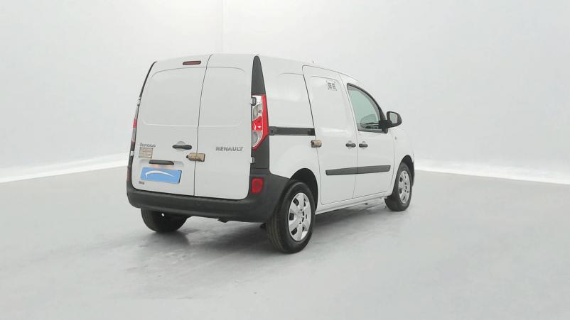 Vente en ligne Renault Kangoo Express  BLUE DCI 95 au prix de 11 490 €