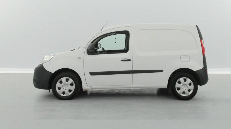 Vente en ligne Renault Kangoo Express  BLUE DCI 95 au prix de 11 490 €