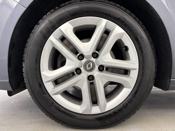 Vente en ligne Renault Megane 4 Mégane IV Berline Blue dCi 115 au prix de 11 490 €
