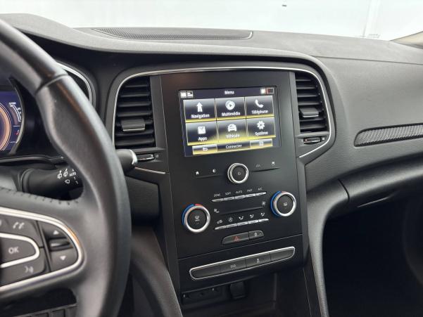 Vente en ligne Renault Megane 4 Mégane IV Berline Blue dCi 115 au prix de 11 490 €