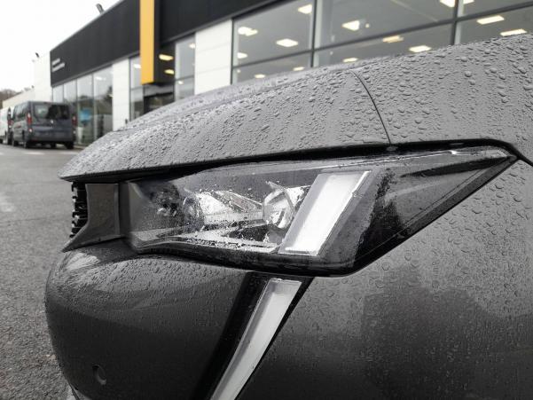 Vente en ligne Peugeot 508  Hybrid 225 e-EAT8 au prix de 29 990 €