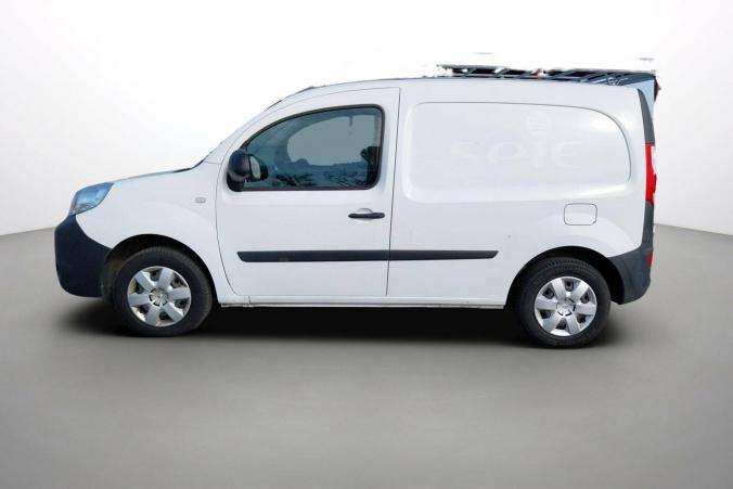 Vente en ligne Renault Kangoo Express  BLUE DCI 95 au prix de 12 990 €