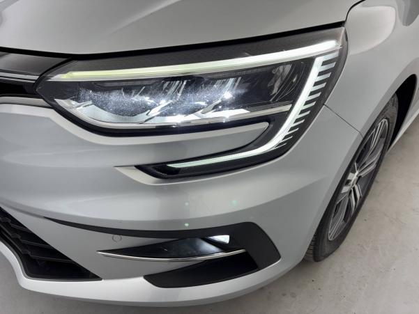 Vente en ligne Renault Megane 4 Estate Mégane IV Estate Blue dCi 115 EDC - 21N au prix de 17 990 €