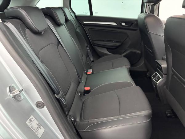 Vente en ligne Renault Megane 4 Estate Mégane IV Estate Blue dCi 115 EDC - 21N au prix de 17 990 €