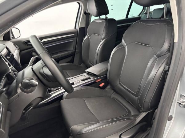 Vente en ligne Renault Megane 4 Estate Mégane IV Estate Blue dCi 115 EDC - 21N au prix de 17 990 €