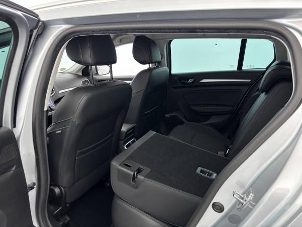 Vente en ligne Renault Megane 4 Estate Mégane IV Estate Blue dCi 115 EDC - 21N au prix de 17 990 €