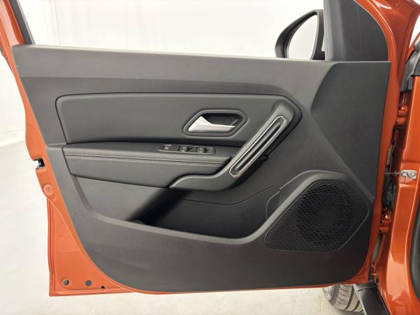 Vente en ligne Dacia Duster  TCe 150 FAP 4x2 EDC au prix de 18 990 €