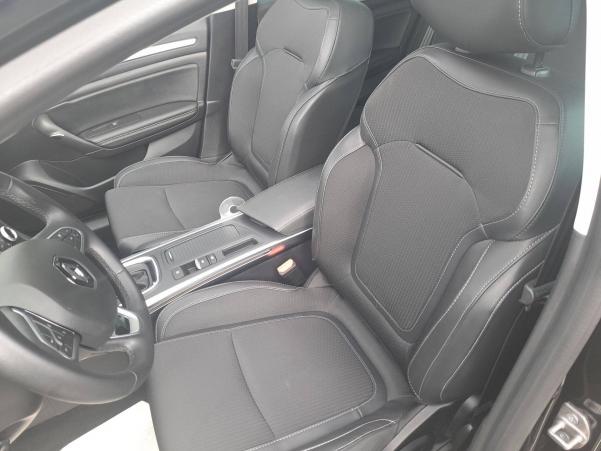 Vente en ligne Renault Megane 4  TCe 140 EDC au prix de 23 990 €