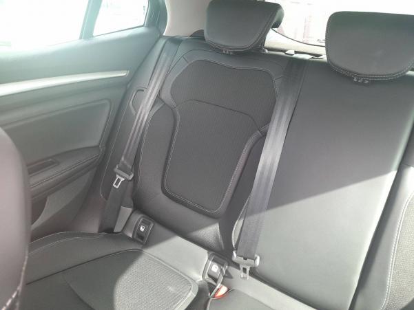 Vente en ligne Renault Megane 4  TCe 140 EDC au prix de 23 990 €