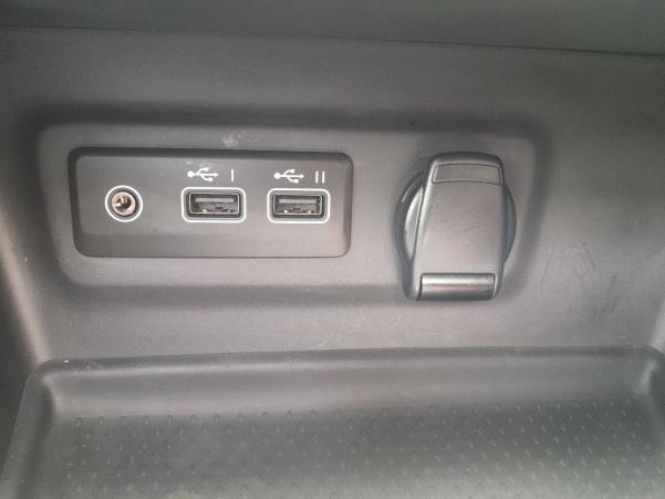Vente en ligne Renault Megane 4  TCe 140 EDC au prix de 23 990 €
