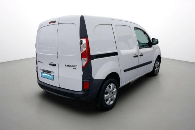 Vente en ligne Renault Kangoo Express  BLUE DCI 95 au prix de 12 990 €