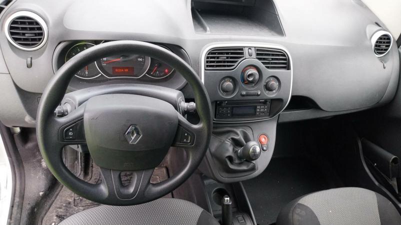 Vente en ligne Renault Kangoo Express  BLUE DCI 95 au prix de 12 990 €