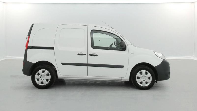 Vente en ligne Renault Kangoo Express  BLUE DCI 95 au prix de 11 990 €