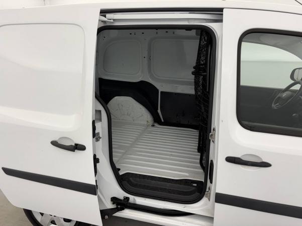 Vente en ligne Renault Kangoo Express  BLUE DCI 95 au prix de 11 990 €