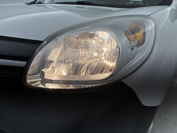 Vente en ligne Renault Kangoo Express  BLUE DCI 95 au prix de 11 990 €