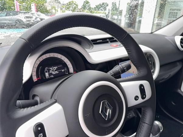 Vente en ligne Renault Twingo Electrique Twingo III E-Tech au prix de 13 990 €