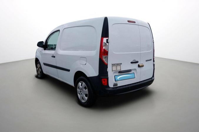 Vente en ligne Renault Kangoo Express  BLUE DCI 95 au prix de 11 490 €