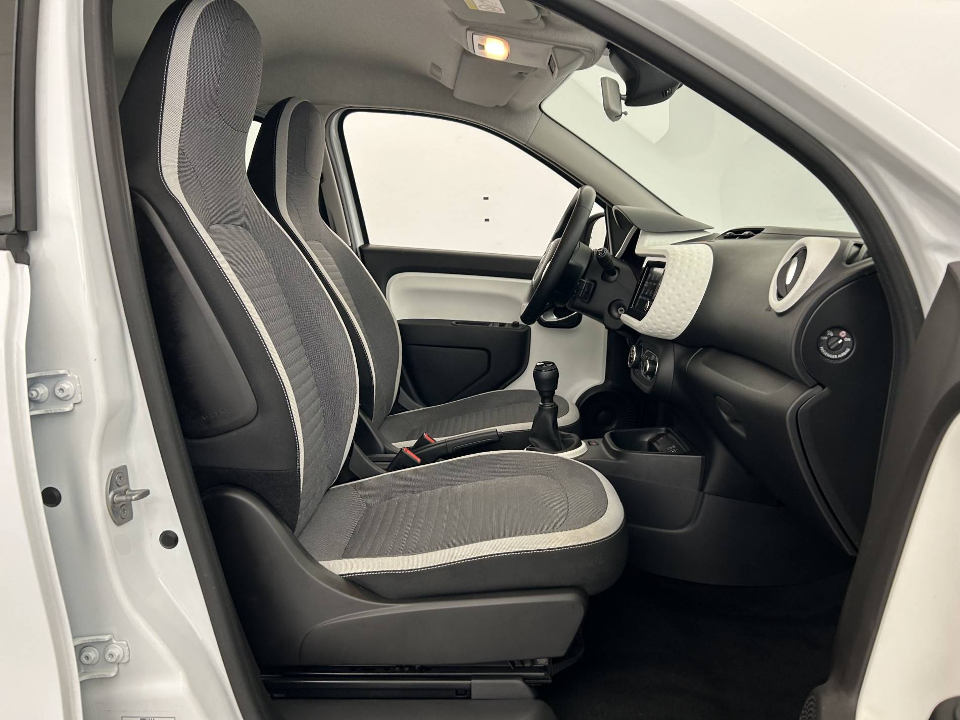 Vente en ligne Renault Twingo 3  SCe 65 au prix de 11 890 €