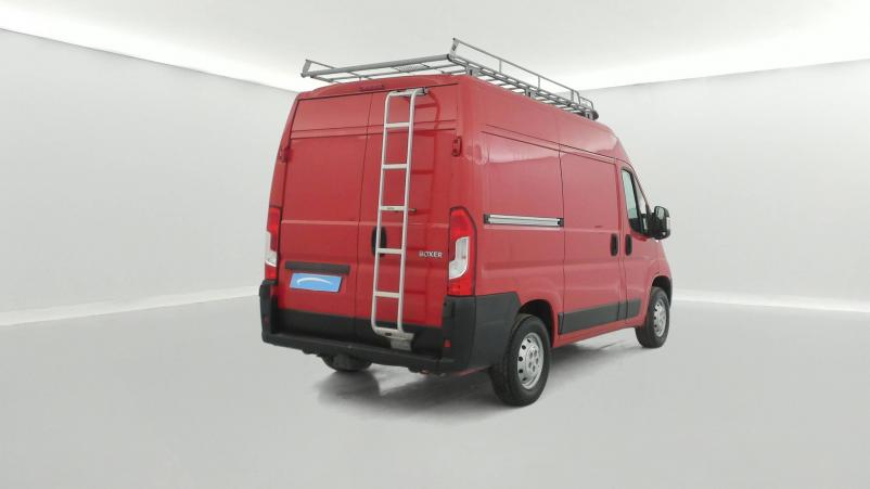 Vente en ligne Peugeot Boxer Fourgon BOXER TOLE 330 L1H2 BLUEHDI 130 au prix de 21 990 €