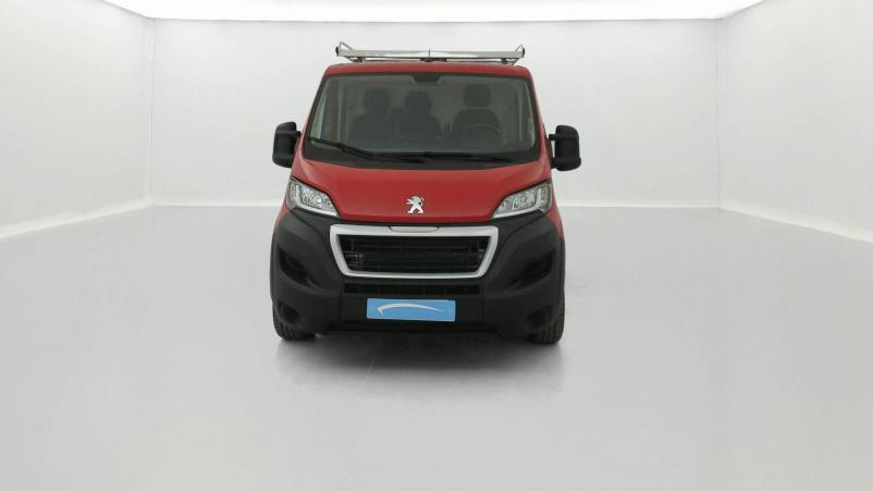 Vente en ligne Peugeot Boxer Fourgon BOXER TOLE 330 L2H1 BLUEHDI 120 S&S au prix de 23 990 €