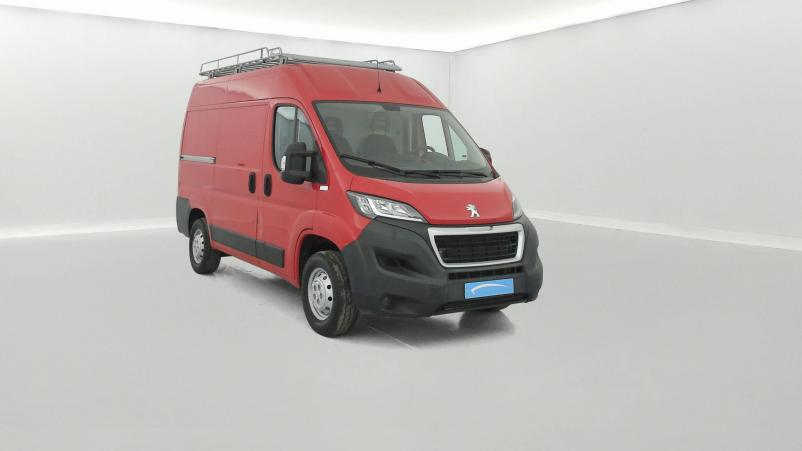 Vente en ligne Peugeot Boxer Fourgon BOXER TOLE 330 L1H2 BLUEHDI 130 au prix de 21 990 €