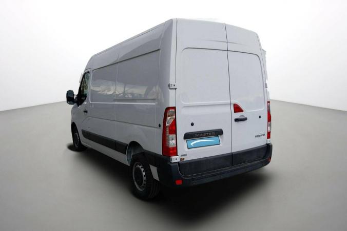 Vente en ligne Renault Master 3 Fourgon MASTER FGN TRAC F3500 L2H2 BLUE DCI 135 au prix de 21 990 €