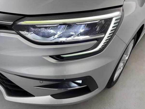 Vente en ligne Renault Megane 4 Mégane IV Berline Blue dCi 115 au prix de 16 490 €