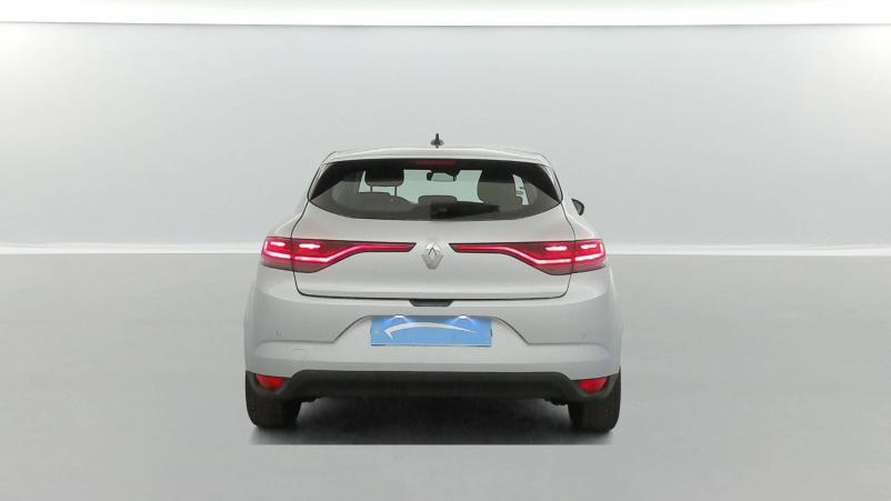 Vente en ligne Renault Megane 4 Mégane IV Berline Blue dCi 115 au prix de 16 490 €