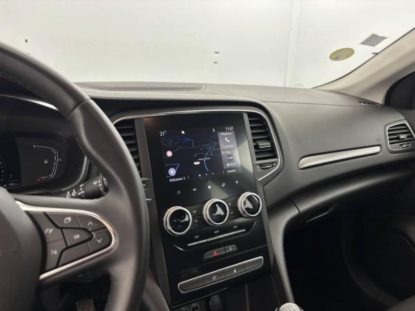 Vente en ligne Renault Megane 4 Mégane IV Berline Blue dCi 115 au prix de 16 490 €