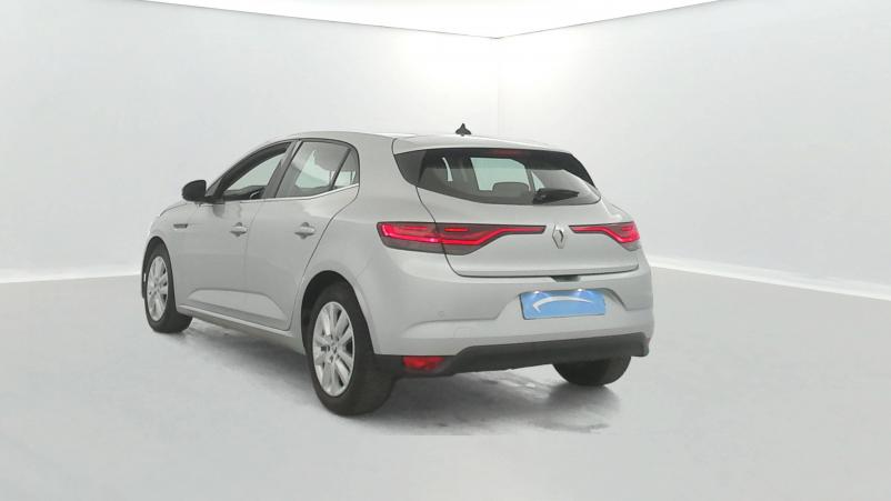 Vente en ligne Renault Megane 4 Mégane IV Berline Blue dCi 115 au prix de 16 490 €