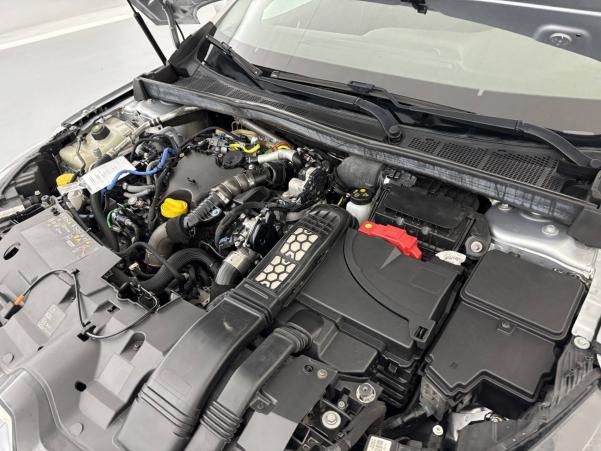 Vente en ligne Renault Megane 4 Mégane IV Berline Blue dCi 115 au prix de 16 490 €