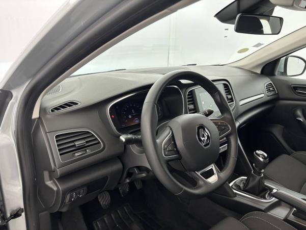 Vente en ligne Renault Megane 4 Mégane IV Berline Blue dCi 115 au prix de 16 490 €