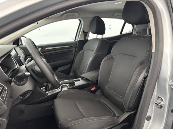 Vente en ligne Renault Megane 4 Mégane IV Berline Blue dCi 115 au prix de 16 490 €