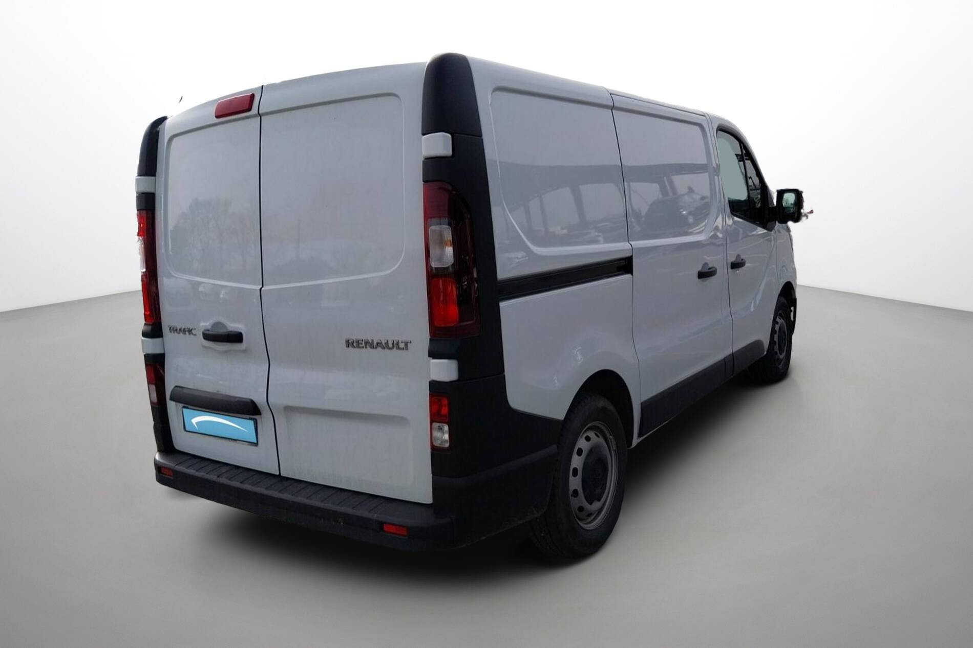 Vente en ligne Renault Trafic 3 Fourgon TRAFIC FG BLUE DCI 130 L1H1 3T GSR2 au prix de 24 990 €