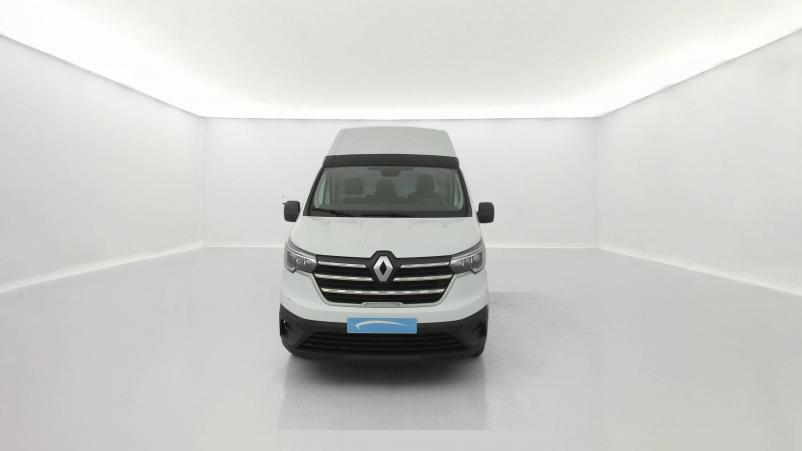 Vente en ligne Renault Trafic 3 Fourgon TRAFIC FGN L2H2 3000 KG BLUE DCI 150 au prix de 28 990 €