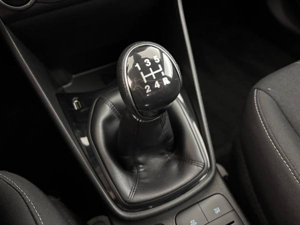 Vente en ligne Ford Fiesta  1.1 85 ch BVM5 au prix de 10 990 €